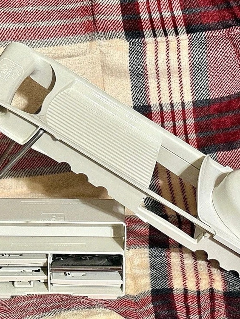 Pampered Chef Mandoline Multi-Function Kitchen Tool Like New!